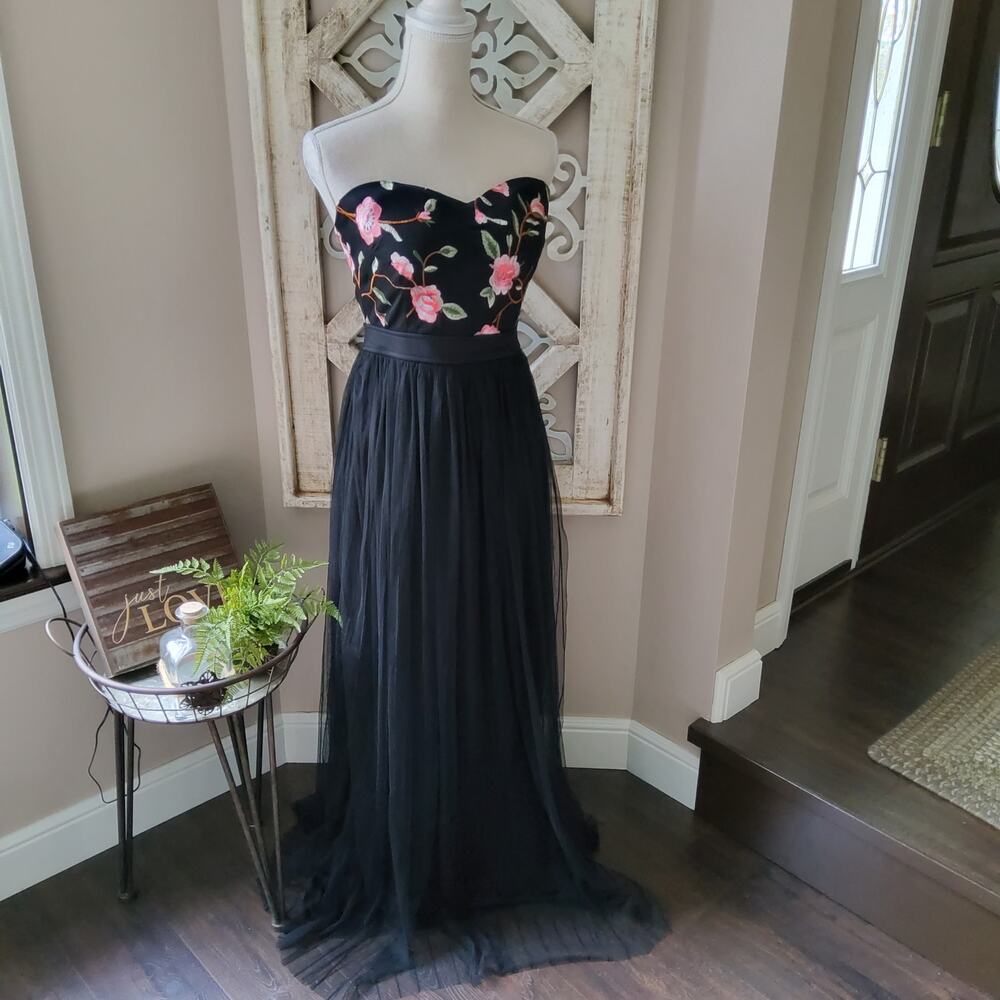 The Sang Women's Chiffon High Slit Strapless Maxi Dress in Black Floral